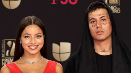 Aseguran que Duki tuvo un ataque de celos: cómo le cayó que se filtraran los supuestos chats de Emilia Mernes